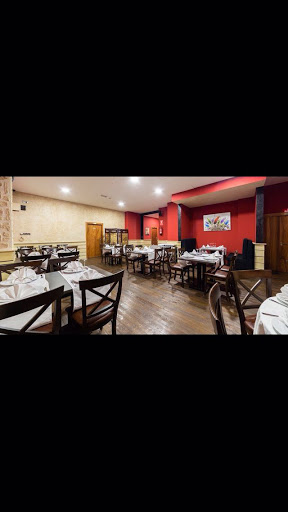 Kyoto: Sabor asiático y acogedor en Albacete 27 AF1QipMNSd4KGJ1OnGYrpd jBK8bvIyBVfmNwzLzEWZu