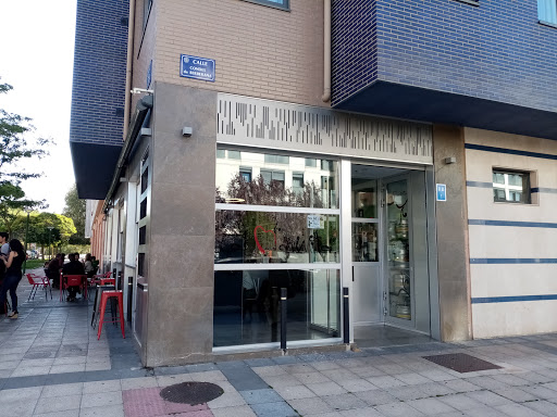 La Marmita: Sabor mediterráneo en el corazón de Burgos 1 AF1QipMOMFcjXlBXPNyYbHFIDbnRkr 9Cc6pn2RYsiJW