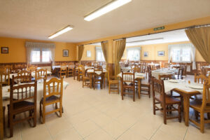 Casa Ezequiel: Delicias gourmet en el corazón de Villamanín 11 AF1QipMQaA8dg3DNXrCDvWiWw sE19kuUDCNzs5i4Uq0