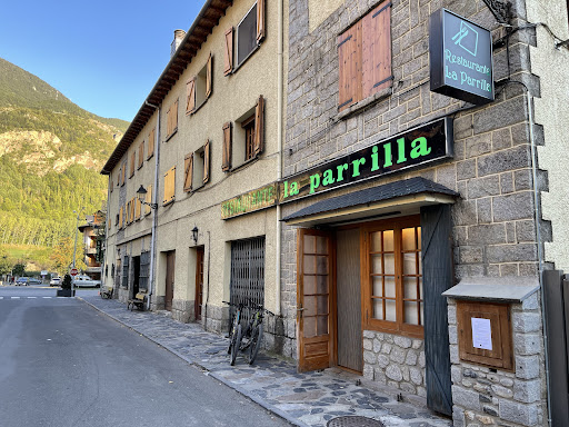 La Parrilla: Sabores mediterráneos en el corazón de Benasque 33 AF1QipMUa9wpjp5tD39p p vnj614cedHK0IzVn0sLwD