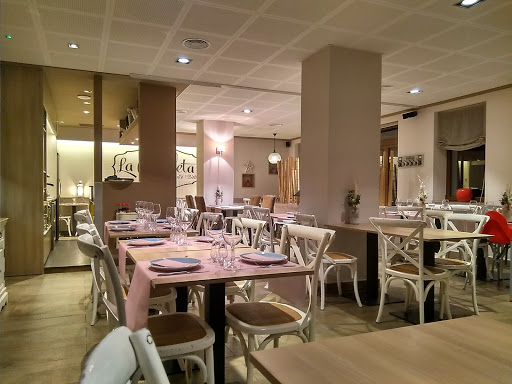 La Capilleta: Cocina francesa exquisita en un rincón encantador 53
