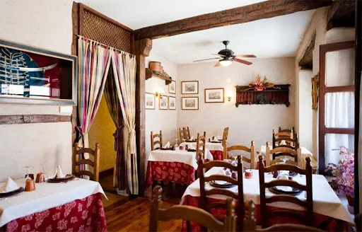 Casa Brigante (Asador): Donde el lechazo se convierte en arte en Lerma