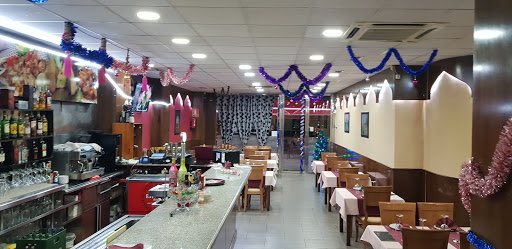 Restaurante Tikka: Delicias indias en el corazón de Cartagena 51 AF1QipMZdl29ag3GJuOR4xBtzp5hG WKJnltFm tM2oS