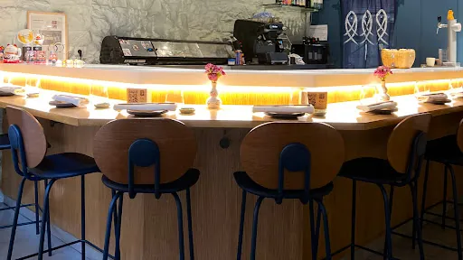 Kai Sushi Bar: Deléitate con auténtico sushi en el corazón de San Sebastián
