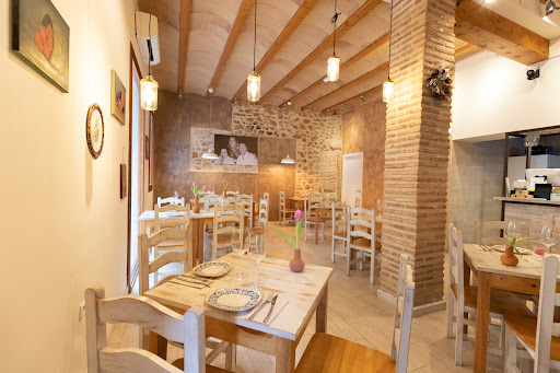 El Greco Bistrot: Sabores mediterráneos en el corazón de Dénia 1 AF1QipMZz5S35NerIRhcRVKv7Qv 0HgltSc3hpuoFOEG