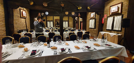 El Portalon: Encanto medieval y exquisita cocina mediterránea en Vitoria 1 AF1QipMaE1ZCXQiIEBuJ4nfNBPYUa2JEgvVMQA8wqBG9