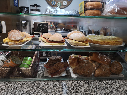 Auria Vella: Sabores caseros en un acogedor rincón de Ourense 27 AF1QipMbKrs1K7g7okM1WLaspsCArBjkuoq7P JShQ2