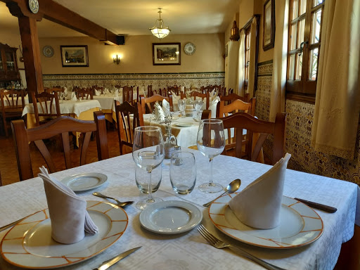 Restaurante Meson Castilla: Delicias gourmet en Pastrana que te sorprenderán 41 AF1QipMccDMursZVCdD9A69W8xas4z koi FJvvPy2jd