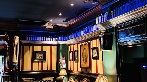 Pub Sir Winston Churchill: Un rincón inglés en Bilbao con ambiente acogedor y buena compañía 60