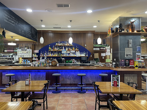 Cafeteria Escudero: Sabores caseros y pinchos irresistibles en Santander 1 AF1QipMfNTKSUB B4w Dq kKo 0qHJjgiQYenX3aeeJA