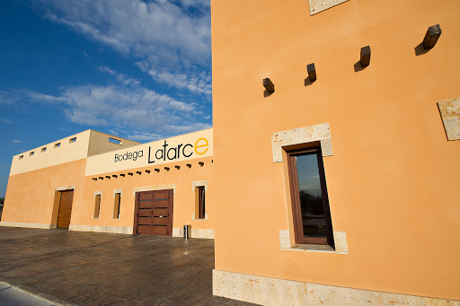 Bodega Latarce: Sabores mediterráneos en un ambiente acogedor en Toro 3 AF1QipMgJemY66C7FZmVCFWnHgEJO9HP2BRyQmCV NSi