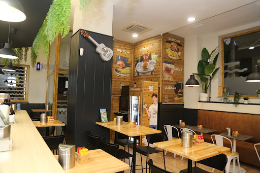 Martin's Burger Bar: Sabores irresistibles en Cáceres, ¡el paraíso de las burgers! 39 AF1QipMgRAjVhGouhDVS GzlfP1dMLb5SE BJZdMc5VX