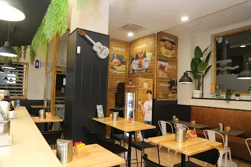 Martin’s Burger Bar: Sabores irresistibles en Cáceres, ¡el paraíso de las burgers!