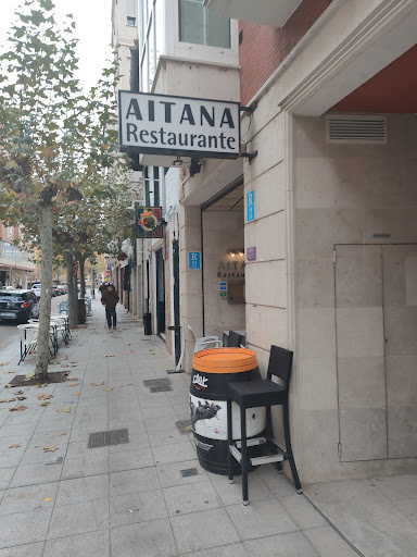 Aitana: Sabores de la Ribera del Duero con atención personalizada 1 AF1QipMhBkKLdObzRHBWRMzlkyjlHX9UdEgzcFssr5ko