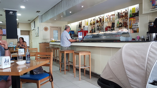 Restaurante El Maño: Sabores auténticos en el corazón de Ourense 18 AF1QipMi2yzkussu8BVGLfwVjalA9HCldCQTcI bfEp3