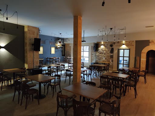 Mercado bar: Sabor auténtico en el corazón de Plasencia 1