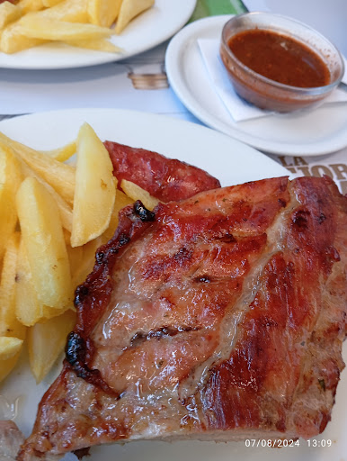 Bar Paso: Sabores auténticos en el corazón de Ourense 19 AF1QipMlM8T jjnPYLvnwnwXhtUtJ10g6JDnCeciVDzt