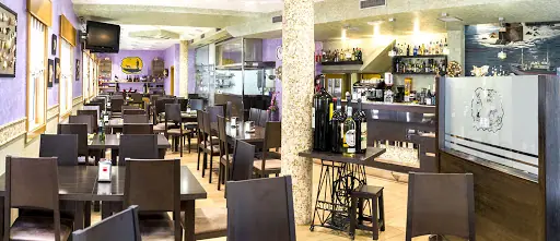 Casa Chupa-Ovos: Sabores gallegos en un rincón acogedor de A Guarda
