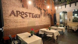 Restaurante Arostegui: Sabores auténticos en el corazón de Pamplona 10 AF1QipMosxbz6LkhNxajtHmXa7S9mRHUlE WEq5FQf2n
