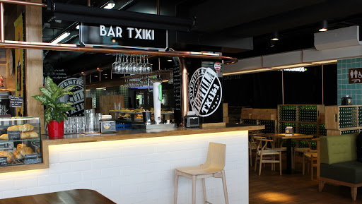 Bar Txiki: Disfruta las mejores tortillas en el corazón de Vitoria-Gasteiz 1