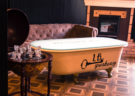 Little Bobby Speakeasy: Un rincón oculto en Santander con cocktails únicos 1 AF1QipMqdVQTUt9YaqWoT chbxA1oGvenQxqjS7S hkc