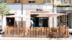 Asian: Delicias mediterráneas en el corazón de Zaragoza 11 AF1QipMrBPK3k6Vc6iAmPGhncueJYrCwuNONDffSNE y