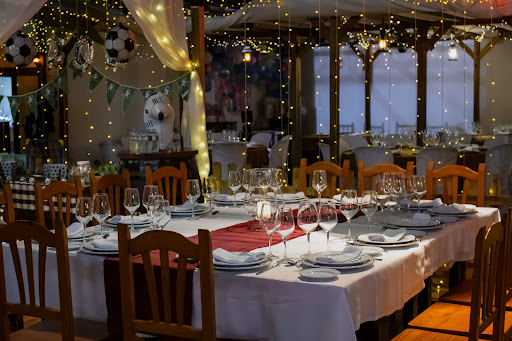 Restaurante AF1QipMsGAd6ngWSWzfsaOJJKW4uFsgqapO5JWXYDEY2