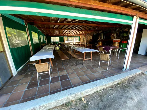 Restaurante Merendero Terencio: Asados irresistibles junto al río Pirón