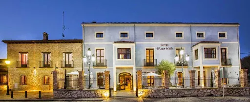 La Casona: Sabores mediterráneos en un rincón acogedor de La Vid y Barrios