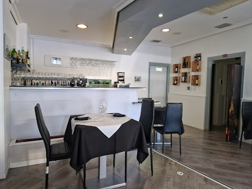 Restaurante Aromas Cristina Ulla: Sabores únicos en el corazón de Almería 1