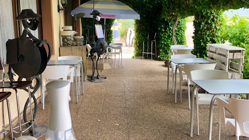 Hostal Restaurante Pepe II: Sabor casero en Graja de Iniesta con cariño y buen ambiente 1 AF1QipMvqVRzIvhedYbwGiSngNwK KNTGJyqz3P0romm