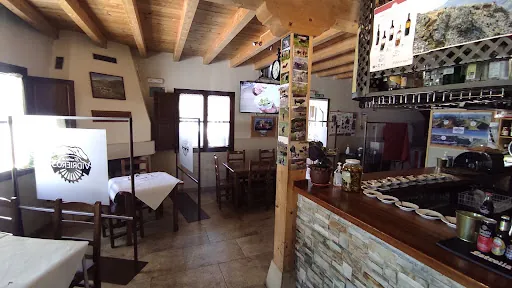 El Molino de Vidrieros: Encanto rural y ternera deliciosa en Triollo