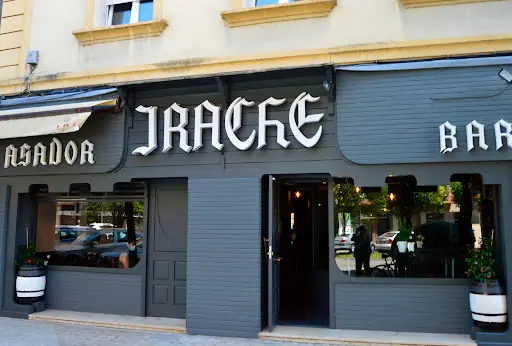 Asdor Irache: Sabores excepcionales en Pamplona, ¡no te pierdas su queso! 1 Asdor Irache: Sabores excepcionales en Pamplona, ¡no te pierdas su queso!