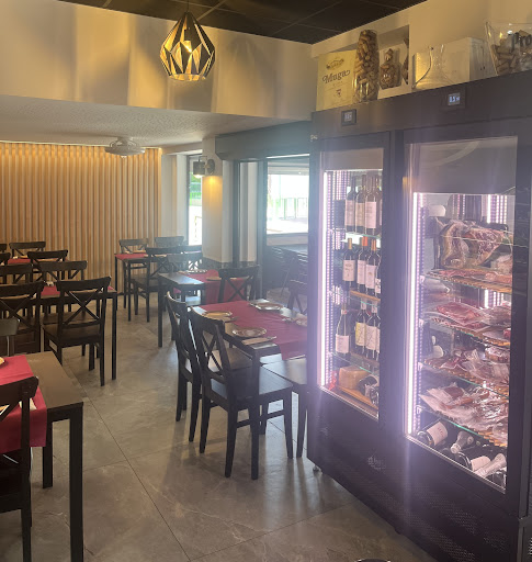 El Bocatin de Engraci Tapería: Sabor auténtico en Santomera 1