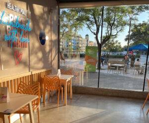Healthy Poke - Córdoba: Deliciosos poke bowls y atención amable en el corazón de Córdoba 7 AF1QipMxIL8BAZQJL4hs1DCHGVtDbwYFAVE5U N6dutQ
