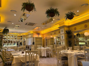 <strong>Manro: Sabor mediterráneo en el corazón de Zafra</strong> 13 AF1QipMxoYZ H AqCwYPWXsQQBeuoOmn20Y2V6IvkjcS