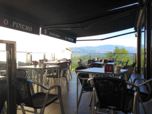 Taperia- Cervexería O Pincho: Deliciosas tapas en el corazón de Maceda 10 AF1QipMyxhVn ckSuCRf4Ec405s4yXEB15BSBiKCNNaj