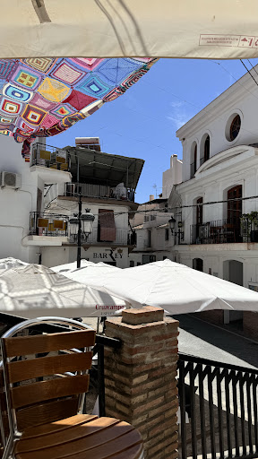 Cano Benito: Sabores frescos en el corazón de Algarrobo 43