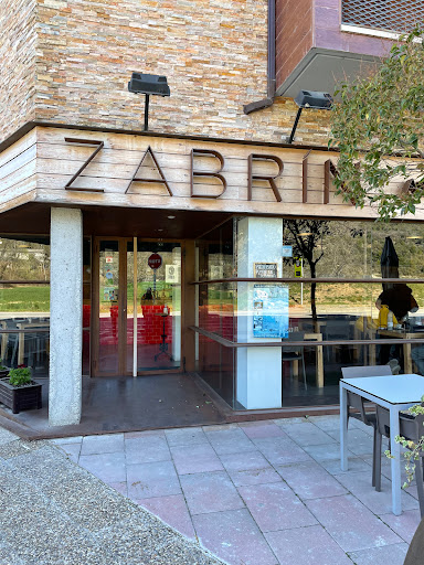 Zabrin Asador Cerveceria: Sabores auténticos en un rincón acogedor de Boltaña 1 AF1QipMzNPCuRmKX3HAhWtsy1vFlikxyCy4N9 a nm06