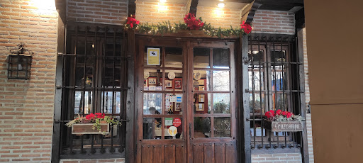 Taberna Mingote: Sabores auténticos en el corazón de Talavera 52 AF1QipMzXNJBRe2B4WzrikJAjdv8PkUks3BqkGjnggPz