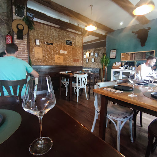 Asador Manducaaaa: Sabor excepcional y un ambiente acogedor en Mazaricos 1