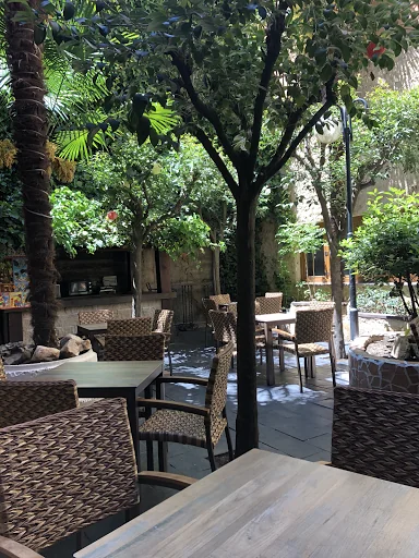 Central Garden Cafe: Un rincón acogedor en Benavente con sabores irresistibles