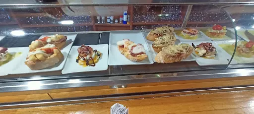 Cafeteria Tauro: Deléitate con el mejor chuletón en Soria 1 Cafeteria Tauro: Deléitate con el mejor chuletón en Soria
