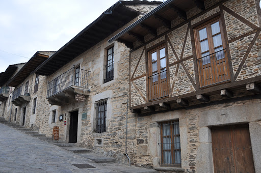 La Cartería: Un rincón sabroso en Puebla de Sanabria con encanto local 1 AF1QipN3XDUzLBk3Bp95C6E6cs9Swmef4R8 Z6nOuef9