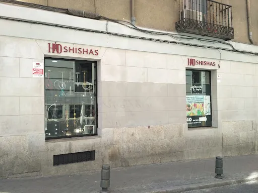 Restaurante Shisha: Un rincón acogedor en el corazón de Madrid donde disfrutar de deliciosa comida y un ambiente relajado para toda la familia