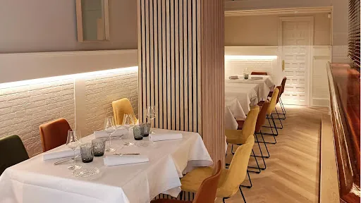 Restaurante La Viña De Henao Casa De Comidas: Delicias caseras en el corazón de Bilbao