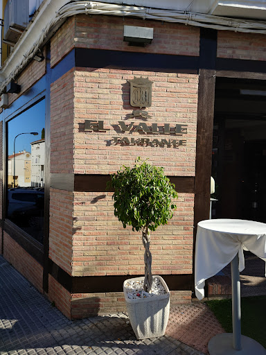 Restaurante El Valle: Sabor mediterráneo en el corazón de Lucena 1 AF1QipN82CfNn6oqhc9VpIoeMjOXupCaeG1XoWI57ViU