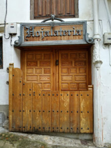 Meson La Candela: Disfruta de sabrosas tapas en el corazón de Candelario 10 AF1QipNAVuXhyBBs818ilm0quGHx7AJ7ExlvCQ2C3i8