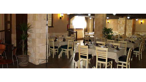 Taberna Restaurante Puerta de Terrer: Sabor mediterráneo en Calatayud con especialidad en quesos y un ambiente familiar 33 AF1QipNAwaF kbwMJGOslcAX 59WOgKArW2iLlQ7oDt