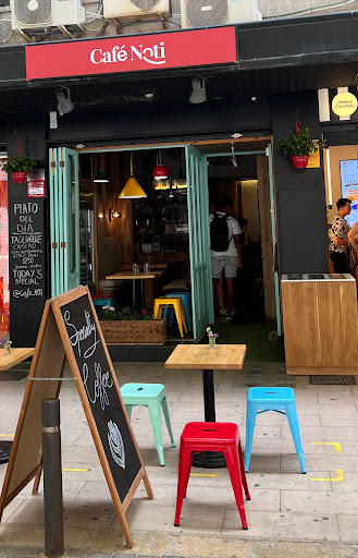Noti - Coffee & Kitchen: Café artesanal y recetas familiares en Palma 59 AF1QipNDtXztOlF8BuRPLwqDcwC1mD7kyesQO2WTZYiQ